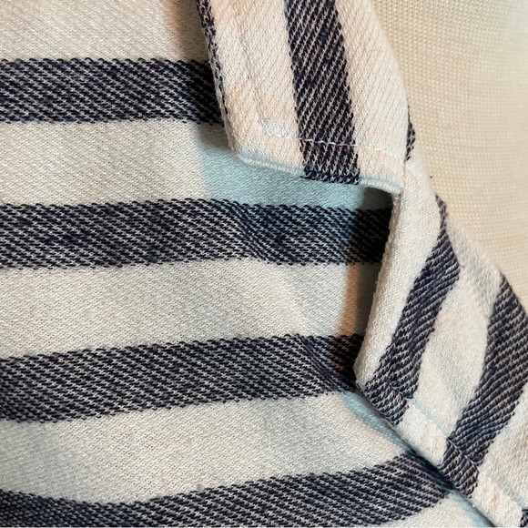 Gap soft blazer (Large) - Picture 2 of 8